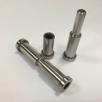 Goupilles et bagues de guide standard du moule SK2 par injection d'en de gigaoctet de pièces en plastique de moulage