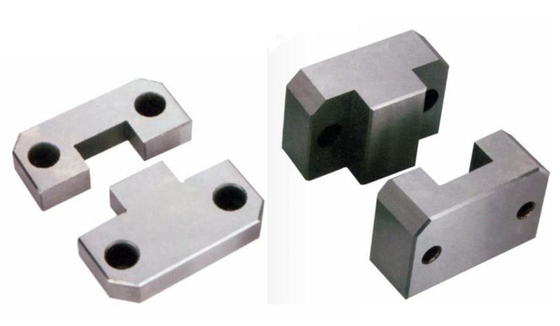 Pièces de moule de précision de SUJ2 HRC62 localisant la chandelle Pin Set, couplage conique rond