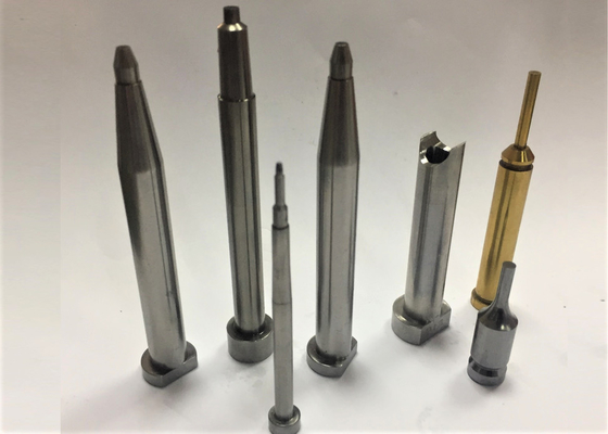NAK80 SKD61 Forgeage par injection de broches de noyau d'acier 500 000-1,000Des milliers de coups.