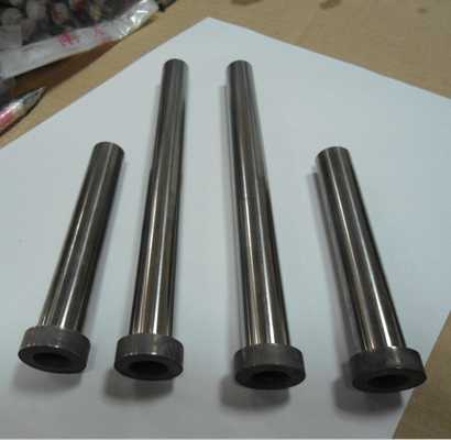 L'éjecteur mince du mur DIN16756 gaine le moulage par injection 1,2067 ASTM SKH51